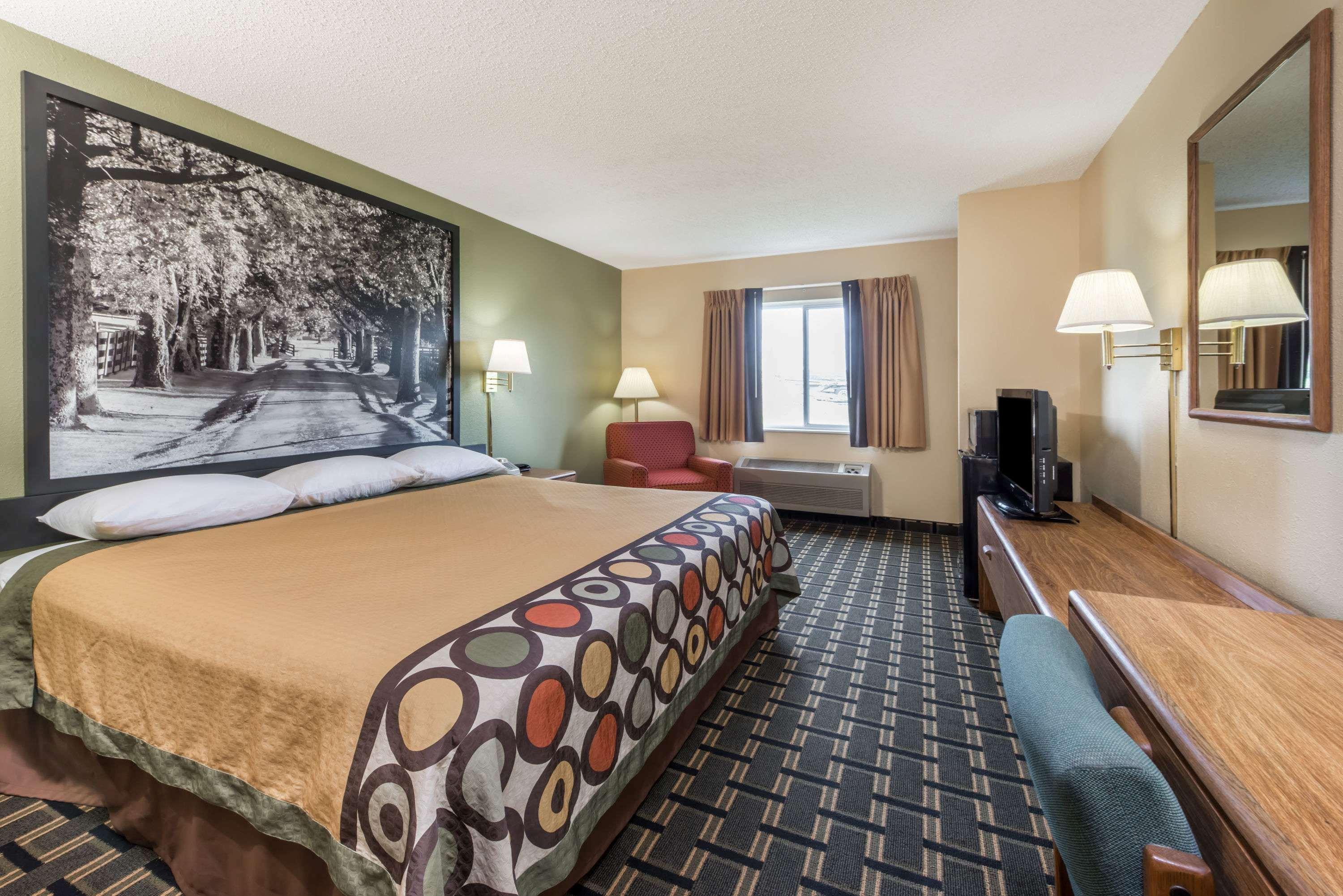 Super 8 By Wyndham Greenville Ngoại thất bức ảnh